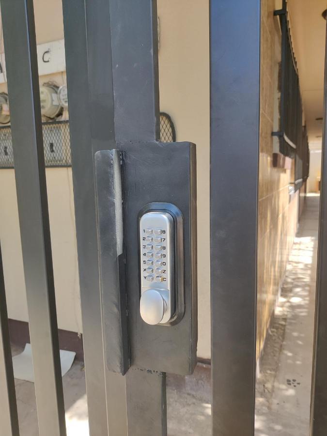 شقة Bonito Departamento Remodelado Tranquilo Y Centrico سيوداد خواريز المظهر الخارجي الصورة